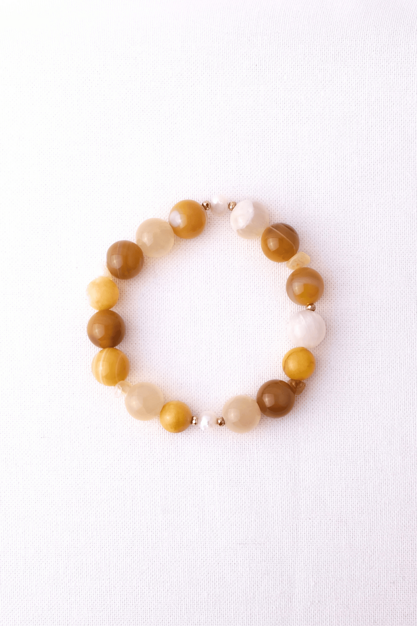 EFTERÅR - Armbånd med agat, kalcedon, jade og ferskvandsperler