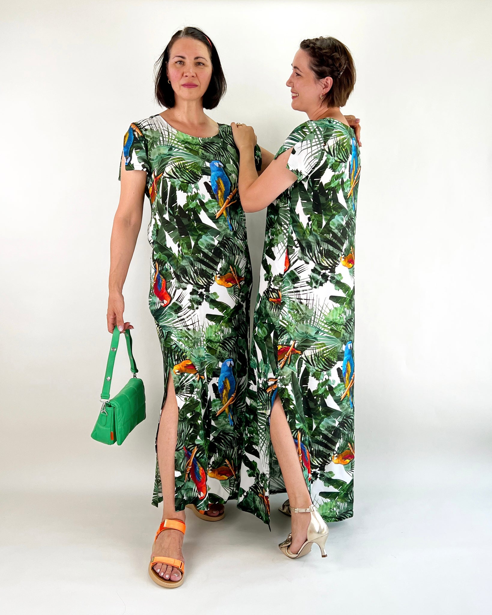 JANE Lang Viskose Kjole